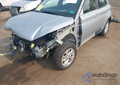 2021 Hyundai Venue Se from USA, damaged, VIN KMHRB8A3XMU081897